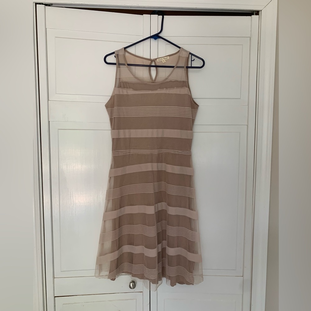 Hem & Thread Size Medium Stripe Polyester Mesh Lined Dress